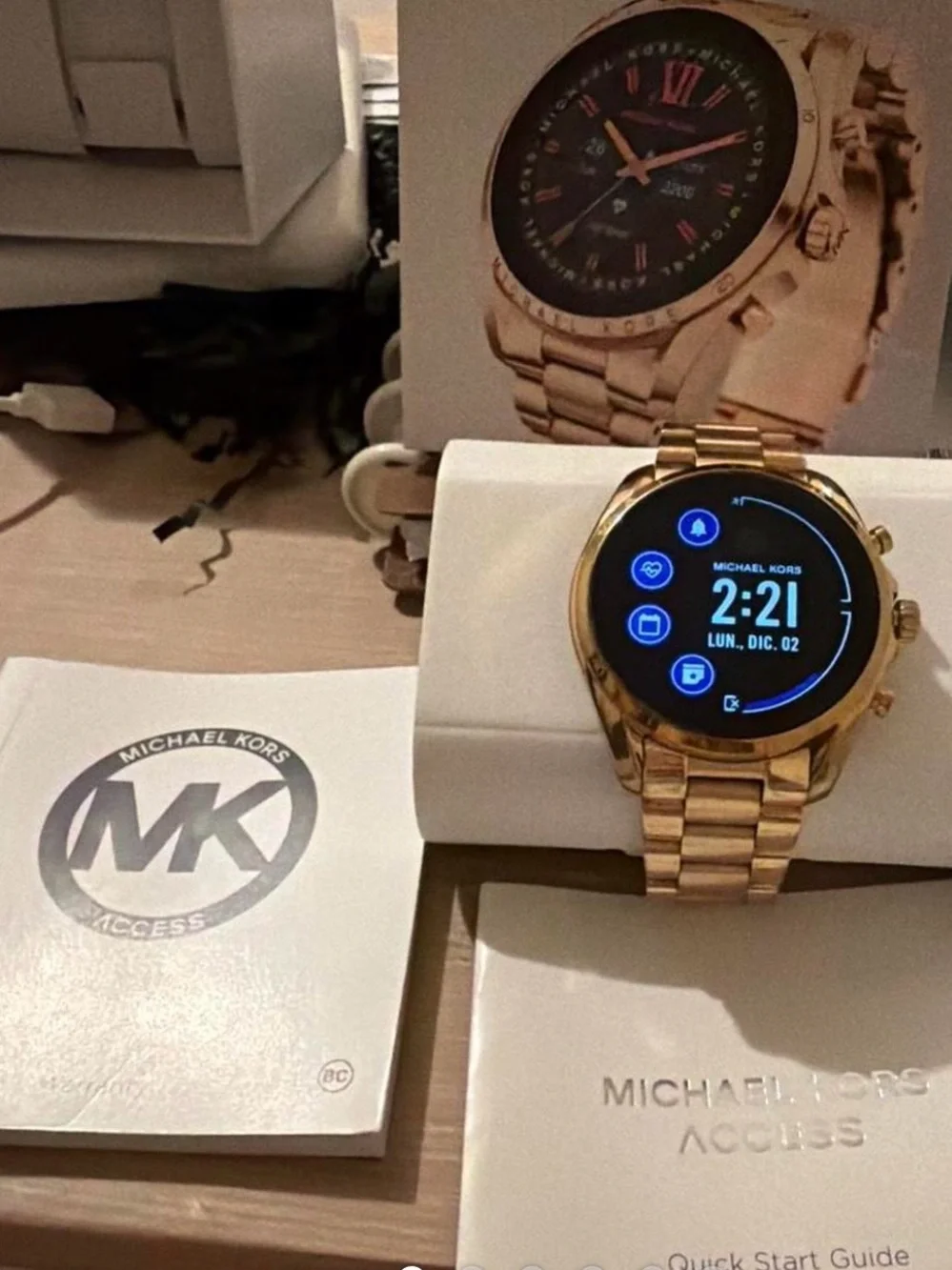Gold Smartwatch with Touchscreen Display
